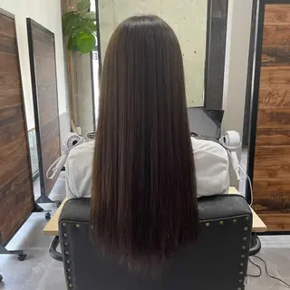 ロング カラー 吉田 悠乃のヘアスタイル