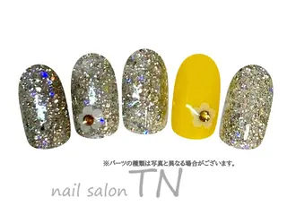 ネイル 中島 実穂のネイルデザイン