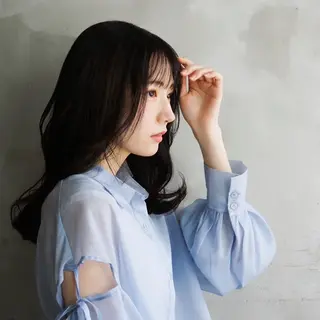 ロング カラー 安岡美咲✂︎ 艶カラー/髪質改善のヘアスタイル