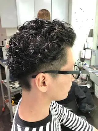 パーマ メンズ 西山 恵太郎のヘアスタイル