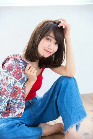 ミディアム 所渉/韓国レイヤー /ウルフカットのヘアスタイル