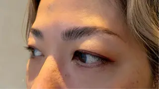 アイブロウ 心斎橋🤍inity KIKOのヘアスタイル