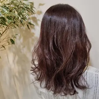 ミディアム カラー salowin渋谷kitaya park前所属・RIKA韓国ヘア/く びれヘア/上品カラーのヘアスタイル