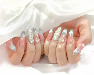 ネイル ENSalon 愛佳のネイルデザイン