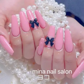 ネイル queensnail 🧸mikiのネイルデザイン