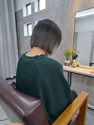 ショート カラー 1席のみの 美容室IKKIのヘアスタイル
