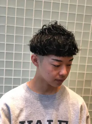 パーマ メンズ 佐伯 凌太郎のヘアスタイル