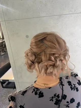 工藤 綾華のヘアスタイル