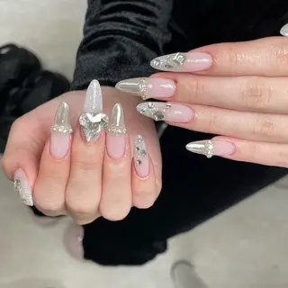 ネイル lucky nail 歌舞伎町のネイルデザイン