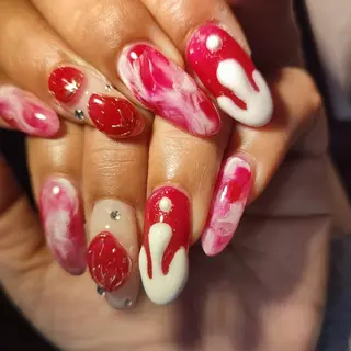 ネイル RUNWAY 　　の眉毛・アイブロウイメージ