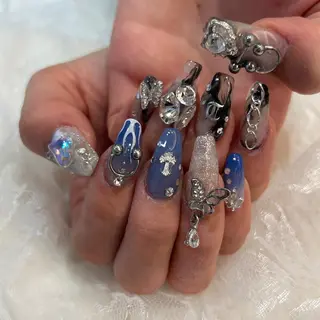 ネイル 河野 弥月のネイルデザイン