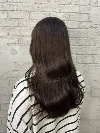 ロング カラー ヘアアレンジ 🪽髪質改善ストレー ト🤍美羽🤍のヘアスタイル