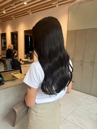 ロング カラー ️🩵RINKA/ ハイトーンカラー🩵のヘアスタイル