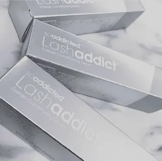 _WHITE 南海難波店のマツエク・マツパデザイン