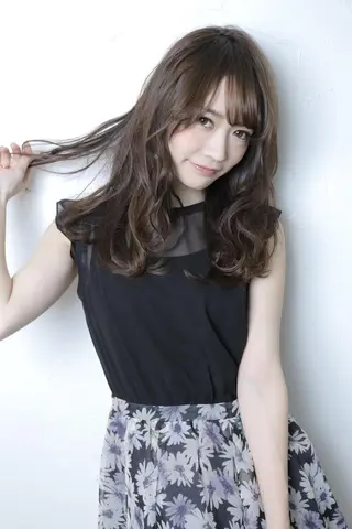 セミロング 髪質改善 eclargeKOHのヘアスタイル