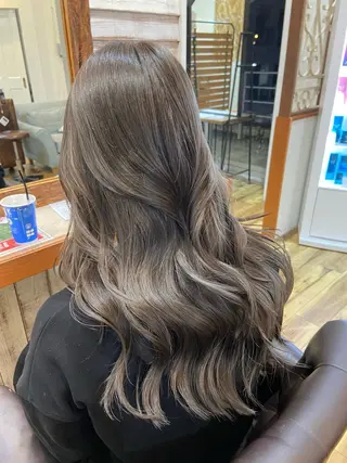 ロング 舩尾 凌のヘアスタイル