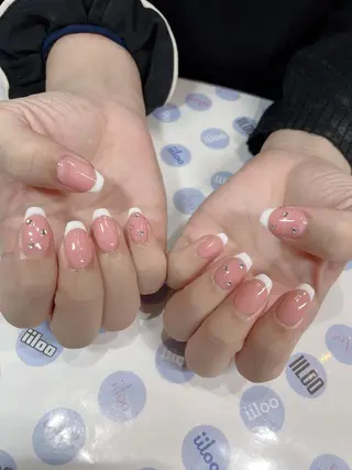 ネイル iiloo aromaworksのネイルデザイン