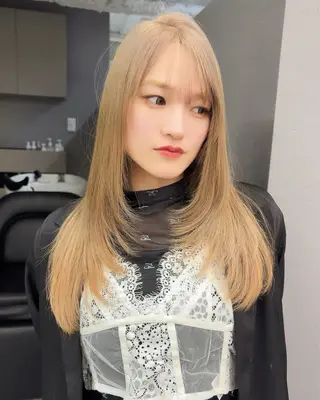 ロング ムラ修正ブリーチ 山田眞之介のヘアスタイル