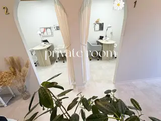 ネイル Brilho SERIHOのネイルデザイン