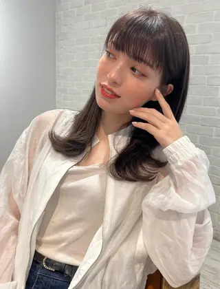 セミロング カラー 【韓国ヘア×透明感 カラー】笹谷 莉未のヘアスタイル