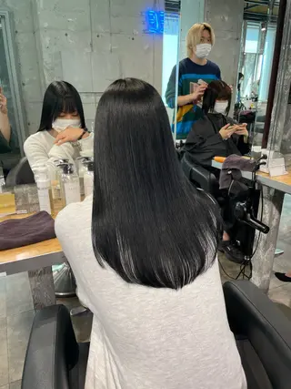 ミディアム カラー 艶髪/透明感🪽 DISCO🪽のヘアスタイル