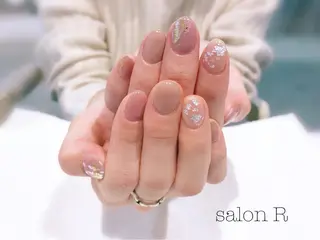 ネイル Re Pearl～コーディネートサロン～ 市駅前店所属・NARUMI HYODOのネイルデザイン