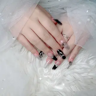 ネイル &ME Momoのネイルデザイン