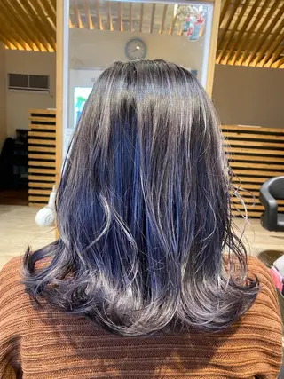 ロング カラー 関口 友行のヘアスタイル