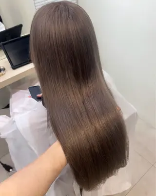 ロング カラー uni 江坂🦋 木下風子のヘアスタイル