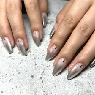 ネイル Nails VINATI所属・ア アのネイルデザイン