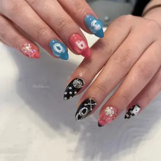 ネイル mayu 𓃠のネイルデザイン