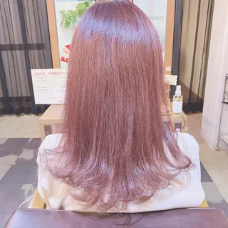 セミロング BRAS ナカガワのヘアスタイル