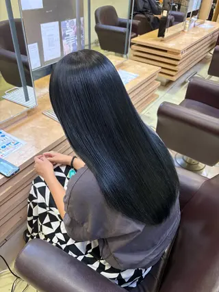 ロング フェザーパーマ🪶 シャドウ/ジュンエイのヘアスタイル