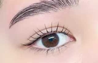 パーマ 岩本 麻那のマツエク・マツパデザイン