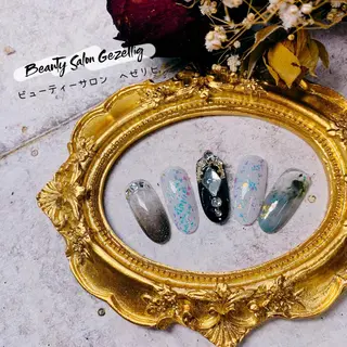 ネイル ビューティーサロン ヘゼリヒのネイルデザイン