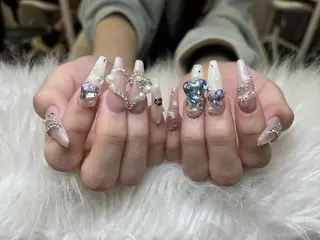 ネイル NIE MoMoのネイルデザイン