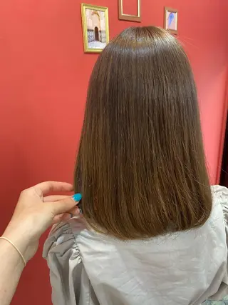 セミロング 大久保 愛のヘアスタイル