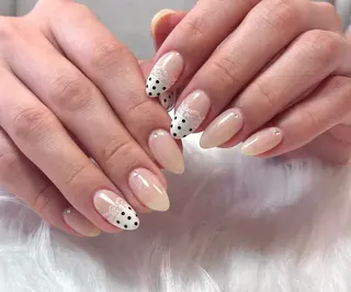 ネイル 伊藤 菜緒のネイルデザイン