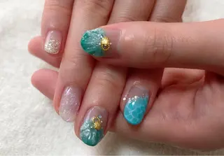 ネイル t. yoshizawaのネイルデザイン