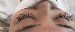 マツエク・マツパ Miliy eyelash beaute所属・Miliy beaute 山原のマツエク・マツパデザイン