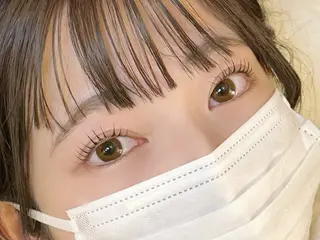 自まつげを最大限に活かしたぱっちり目元！
垢抜けてめっちゃ可愛くなります^_^ | 口コミ高評価⚡️ Wahf/Sota