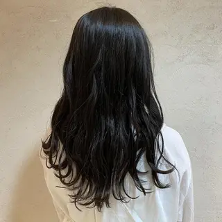 ロング カラー ueki ayaneのヘアスタイル