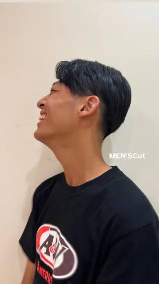 メンズ 對馬 小菜美のヘアスタイル