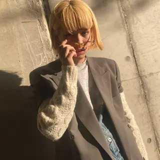 ショート ユウリ YURIのヘアスタイル