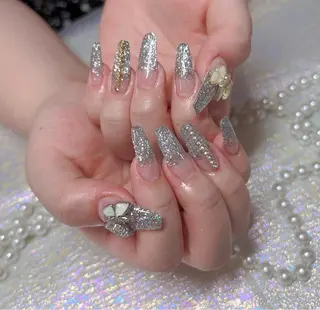 ネイル MOA NAIL所属・MoaNail🫶 Yoshiのネイルデザイン