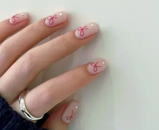 ネイル pink ladyサロン所属・べ にのネイルデザイン