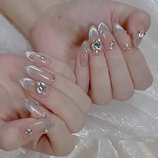 ネイル Queens 榊 まおのネイルデザイン