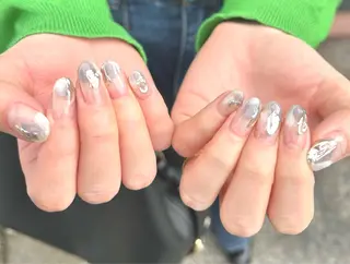 ネイル 前田 萌のネイルデザイン