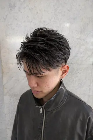 ショート 久村 泰生のヘアスタイル