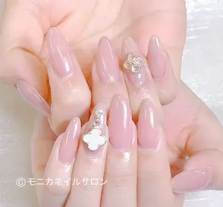 ネイル 鈴木 彩星のネイルデザイン